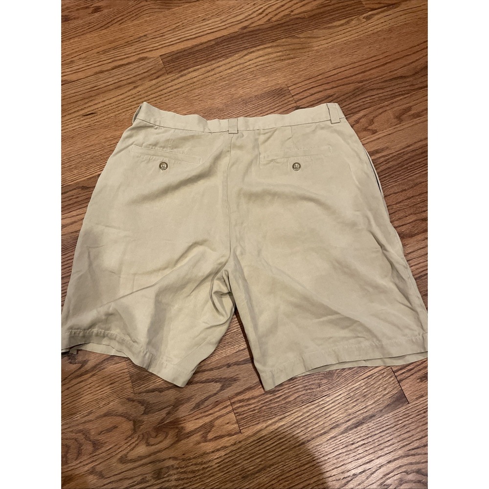 Tommy Bahama Men's 100% Silk Shorts Pleated Tan Size 34 8" Beach Preppy‎ Casual - Picture 2 of 6